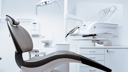 Reviews of Dentists in UK